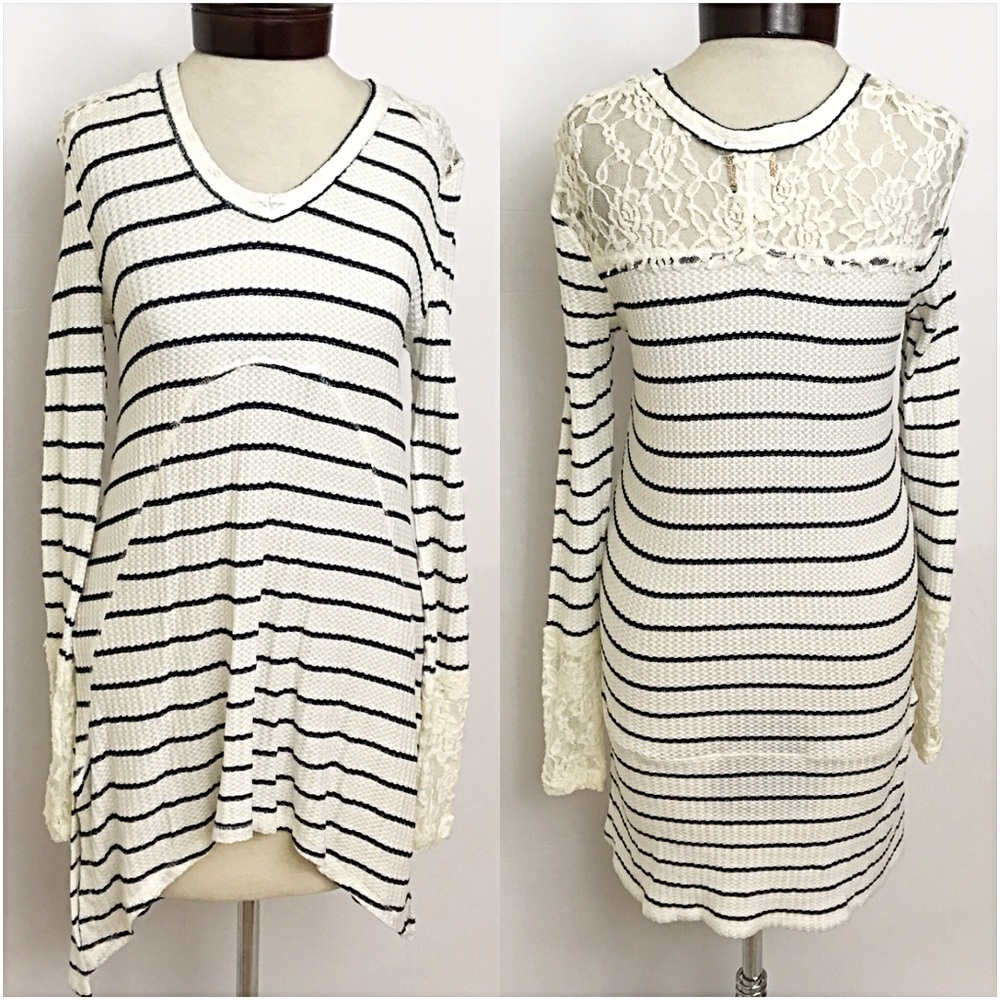 Chic Striped Lace Stretchy Tunic Top SM - Picture 6 of 8
